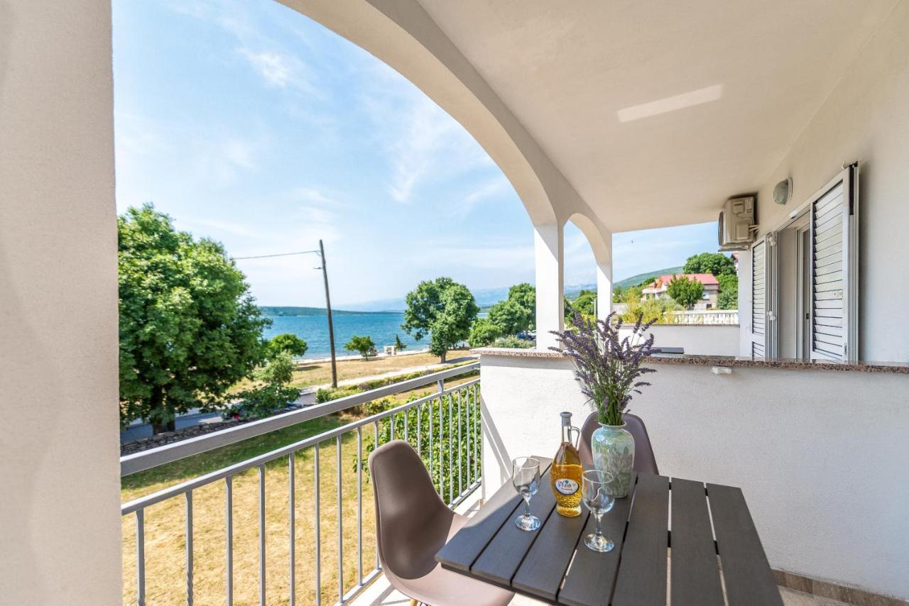 Apartmani Dupor Gornji Karin Bagian luar foto